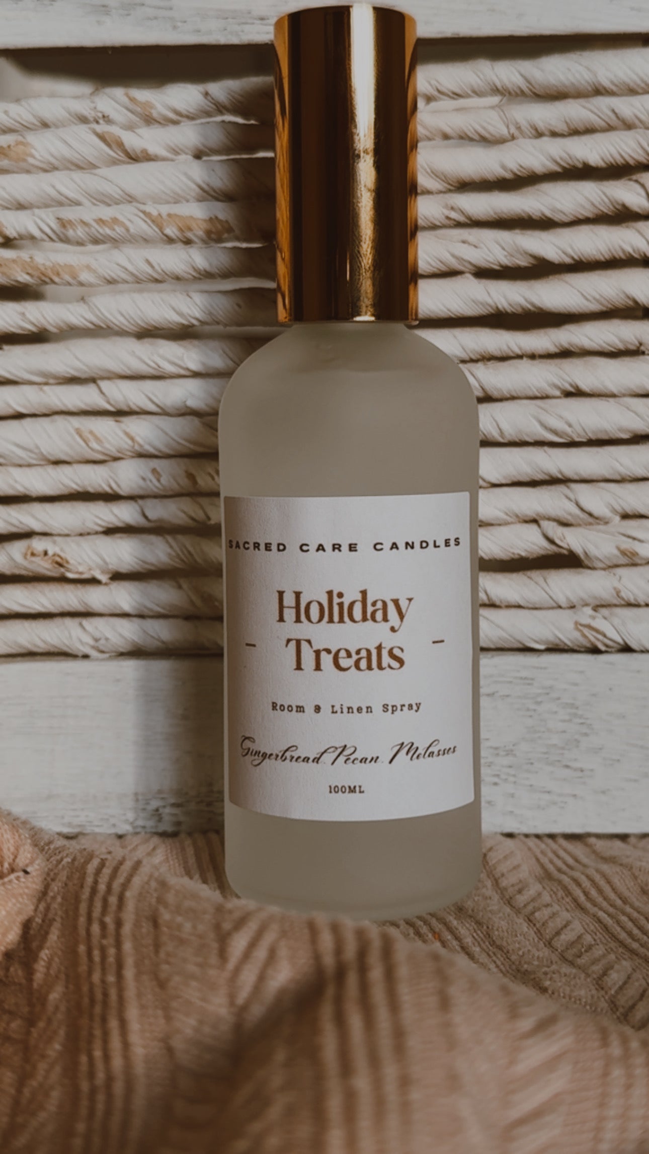 Holiday Room &Linen Spray